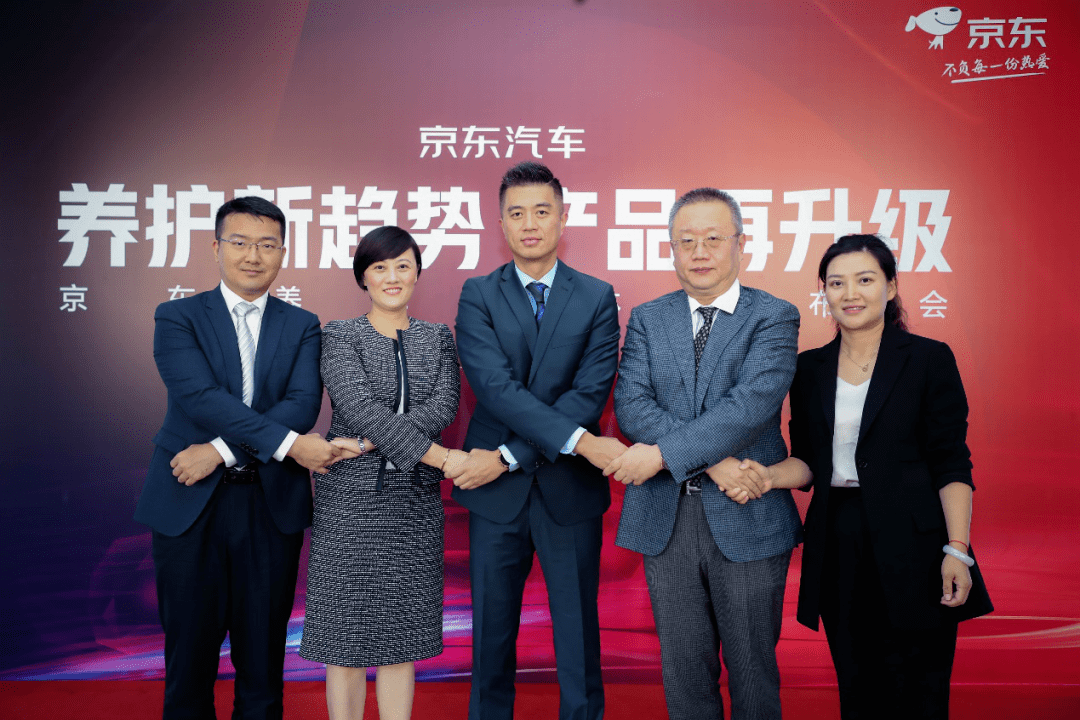行业速递丨小鹏汽车增资扩厂、王将515禁售电商、南宁迈巴赫失钥事件
